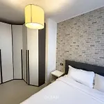 Goldensuitesitaly I 1 & Garage Privato Daire