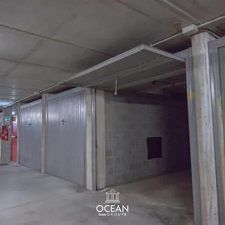 Goldensuitesitaly I 1 & Garage Privato Trient