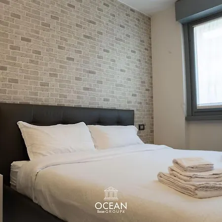 شقة Goldensuitesitaly I 1 & Garage Privato *