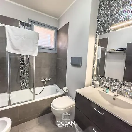 Goldensuitesitaly I 1 & Garage Privato شقة