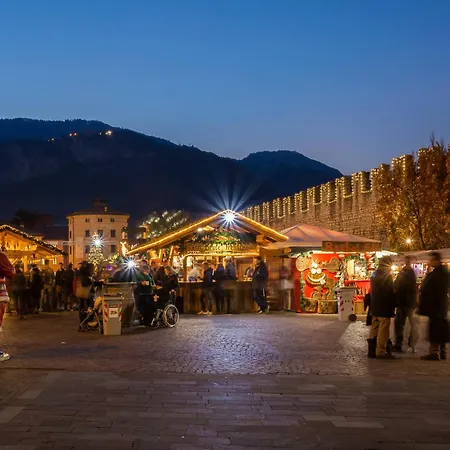 Goldensuitesitaly I 1 & Garage Privato شقة