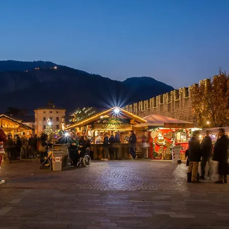 Apartamento Goldensuitesitaly I 1 & Garage Privato