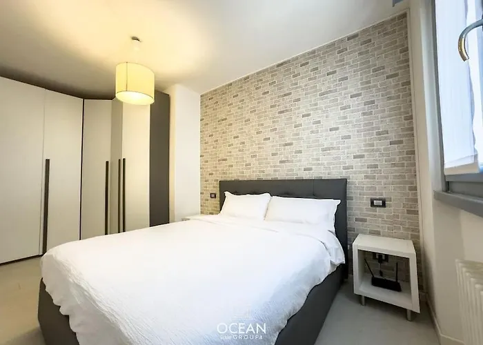 Apartamento Goldensuitesitaly I 1 & Garage Privato Trento