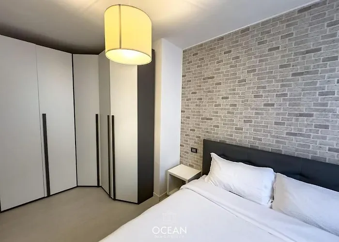 Goldensuitesitaly I 1 & Garage Privato Apartamento